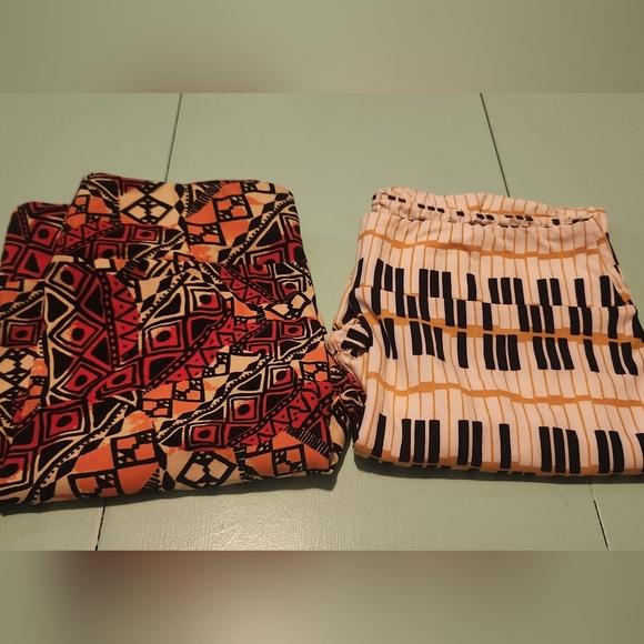 Lot of LuLaRoe Tall & Curvy Leggings - Picture 1 of 8